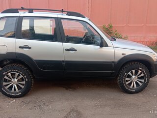 2003 Chevrolet Niva I, серый, 335000 рублей, вид 4