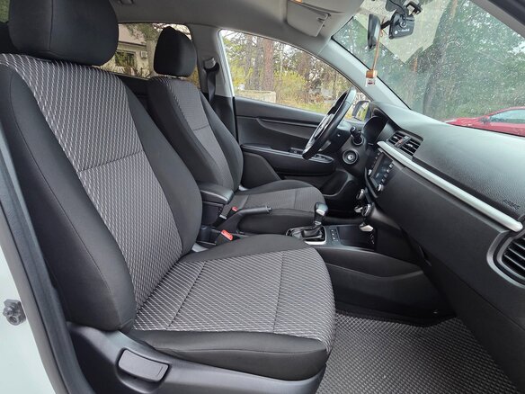 2019 Kia Rio IV, белый, 1550000 рублей - вид 7