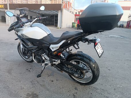 2023 BMW F 900 XR, белый, 970000 рублей, вид 4