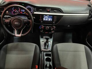 2019 Kia Rio IV, красный, 1349000 рублей, вид 5