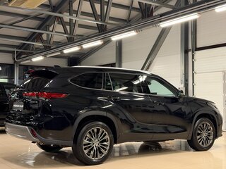 2026 Toyota Highlander IV (XU70), чёрный, 5299000 рублей, вид 4