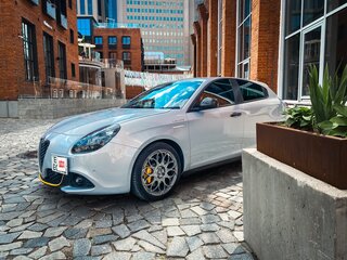 2020 Alfa Romeo Giulietta III Рестайлинг, серый, 2499999 рублей, вид 1
