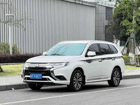 Mitsubishi Outlander III Рестайлинг 3