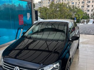 2018 Volkswagen Polo V Рестайлинг, чёрный, 950000 рублей, вид 3