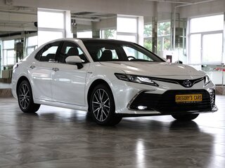 2022 Toyota Camry VIII (XV70) Рестайлинг, белый, 3950000 рублей, вид 3
