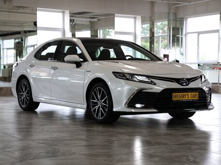 2022 Toyota Camry VIII (XV70) Рестайлинг, белый, 3950000 рублей, вид 3