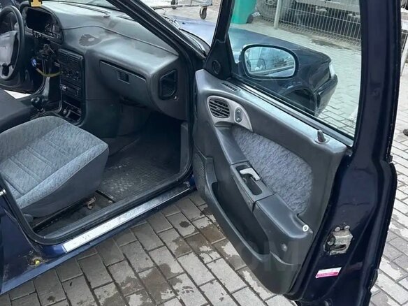 1997 Daewoo Espero, синий, 85000 рублей - вид 6