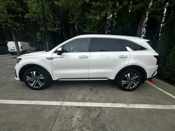 2021 Kia Sorento IV, белый, 4000000 рублей - вид 3