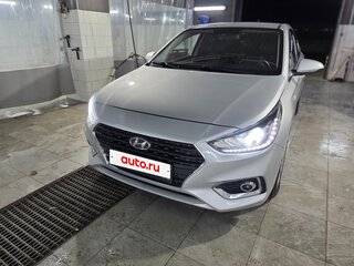 2019 Hyundai Solaris II, серебристый, 1150000 рублей, вид 3