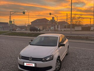 2012 Volkswagen Polo V, белый, 670000 рублей, вид 3