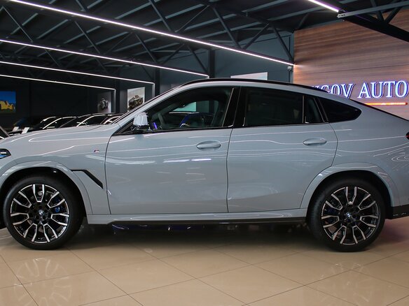 2025 BMW X6 40i III (G06) Рестайлинг, чёрный, 13890000 рублей - вид 2
