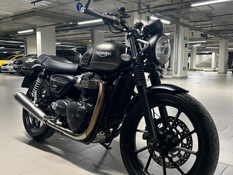 2022 Triumph Street Twin, серый, 860000 рублей, вид 4