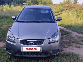 2011 Kia Rio II Рестайлинг, серебристый, 465000 рублей, вид 1