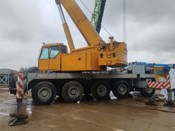 1996 Liebherr LTM краны с телескопической стрелой, жёлтый, 7300000 рублей