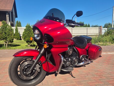 2011 Kawasaki VN1700 Vulcan, красный, 840000 рублей, вид 1