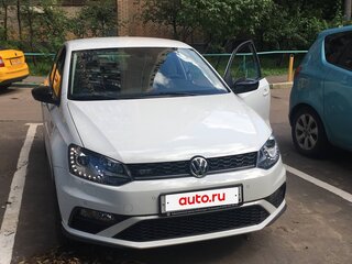 2016 Volkswagen Polo V Рестайлинг, белый, 1249999 рублей, вид 2