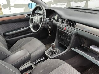 2001 Audi A6 II (C5), серый, 700000 рублей, вид 5