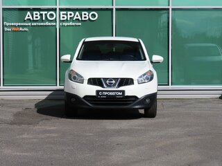 2013 Nissan Qashqai I Рестайлинг, белый, 839000 рублей, вид 3