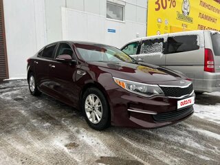 2017 Kia Optima IV, красный, 1450000 рублей, вид 2