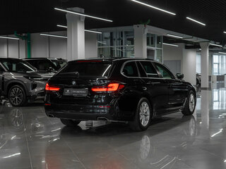 2022 BMW 5 серии 520i VII (G30/G31/G38) Рестайлинг, чёрный, 3250000 рублей, вид 5