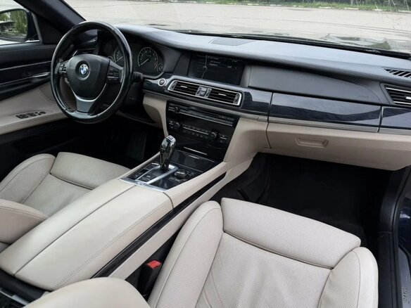 2008 BMW 7 серии 750i V (F01/F02/F04), синий - вид 7