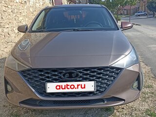 2020 Hyundai Solaris II, коричневый, 990000 рублей, вид 2
