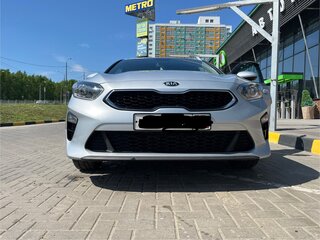 2019 Kia Ceed III, серебристый, 2250000 рублей, вид 2