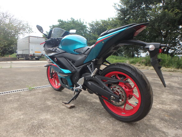 2021 Yamaha YZF-R3, синий, 600000 рублей - вид 7