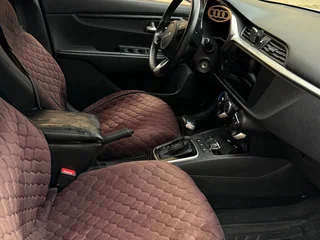 2021 Kia Rio IV Рестайлинг, белый, 1600000 рублей, вид 4