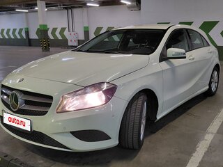 2015 Mercedes-Benz A-Класс 180 III (W176) Рестайлинг, белый, 1770000 рублей, вид 1