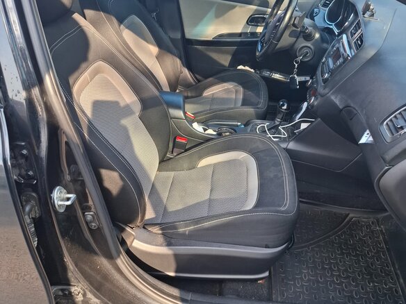 2013 Kia Ceed II, чёрный, 800000 рублей - вид 8