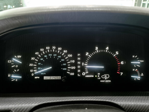 2000 Lexus LX 470 II, чёрный, 1400000 рублей - вид 12