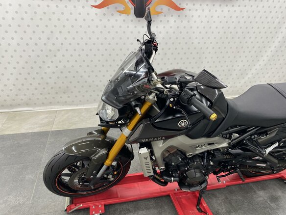 2014 Yamaha MT-09 (FZ-09), чёрный, 589000 рублей - вид 13
