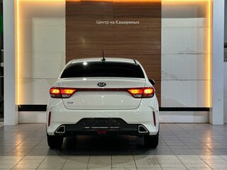 2021 Kia Rio IV Рестайлинг, белый, 1420000 рублей, вид 5