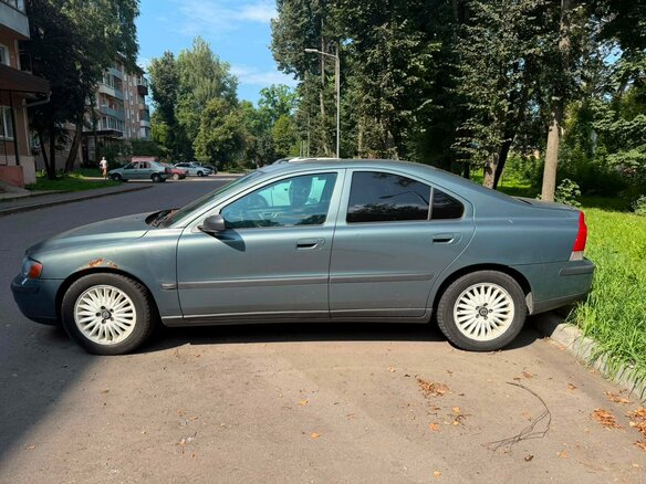 2003 Volvo S60 I, зелёный, 450000 рублей - вид 3