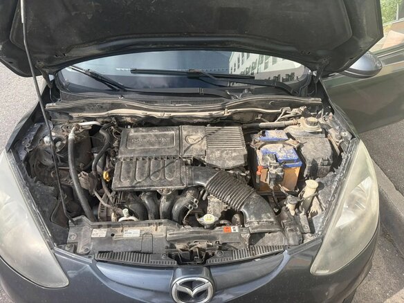 2008 Mazda 2 II (DE), серый, 460000 рублей - вид 12