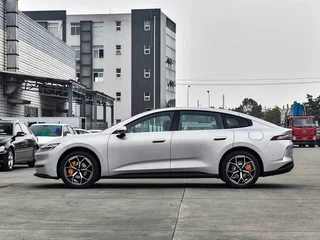 2026 Changan Qiyuan A06 28.39 kWh, серебристый, 2290000 рублей, вид 3
