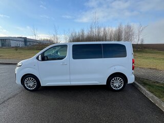 2019 Opel Zafira Life M I, белый, 1910000 рублей, вид 4