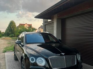2019 Bentley Bentayga I, чёрный, 9950000 рублей, вид 2