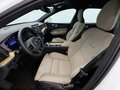 2025 Volvo XC60 II Рестайлинг, белый - вид 8