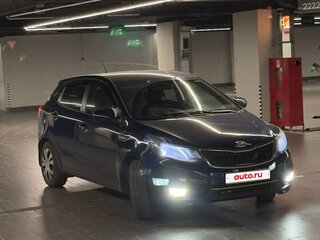 2016 Kia Rio III Рестайлинг, синий, 750000 рублей, вид 3