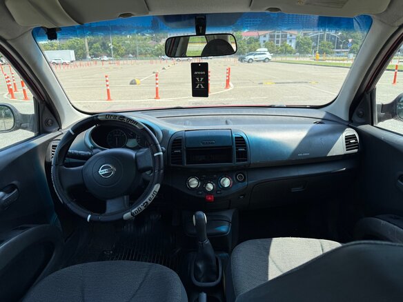 2005 Nissan Micra III (K12), красный, 165000 рублей - вид 10