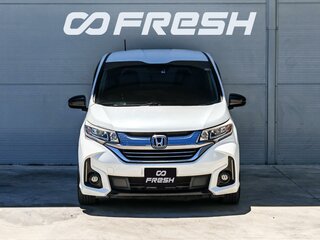 2019 Honda Freed+ II Рестайлинг, белый, 1860000 рублей, вид 3