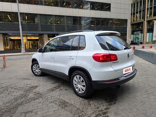 2015 Volkswagen Tiguan I Рестайлинг, белый, 1450000 рублей, вид 5