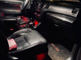 2012 Kia Sorento II, чёрный, 899999 рублей, вид 4