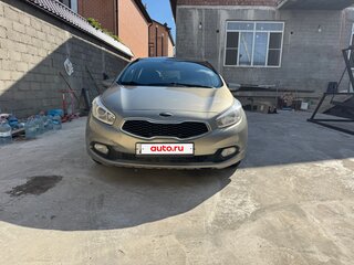 2014 Kia Ceed II, серый, 700000 рублей, вид 5