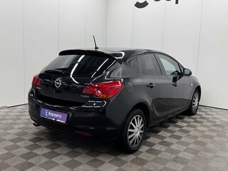 2011 Opel Astra J, чёрный, 599000 рублей, вид 2