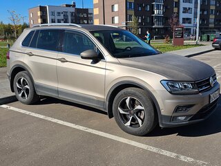 2018 Volkswagen Tiguan II, бежевый, 2250000 рублей, вид 4