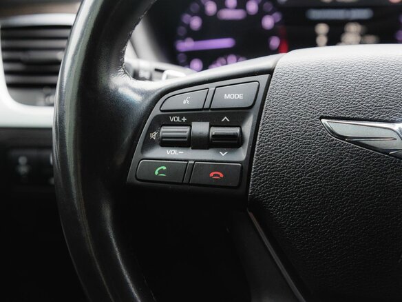 2019 Genesis G80 I, белый, 2500000 рублей - вид 15