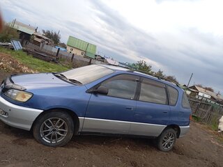 1997 Toyota Ipsum I (M10), синий, 465000 рублей, вид 3